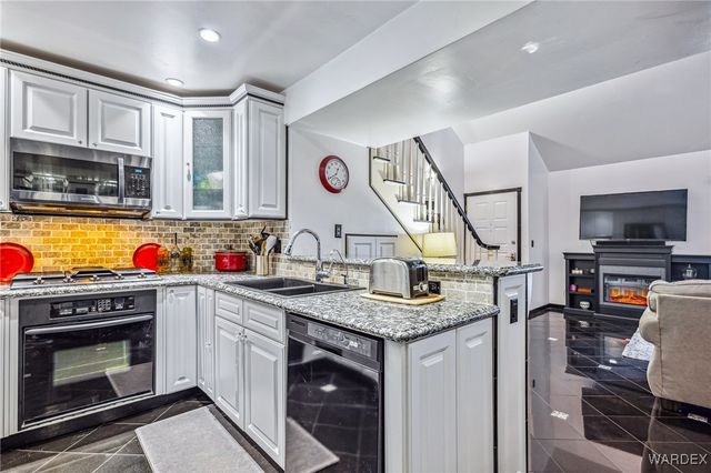 1663 Highway 95 C12, Bullhead City, AZ 86442