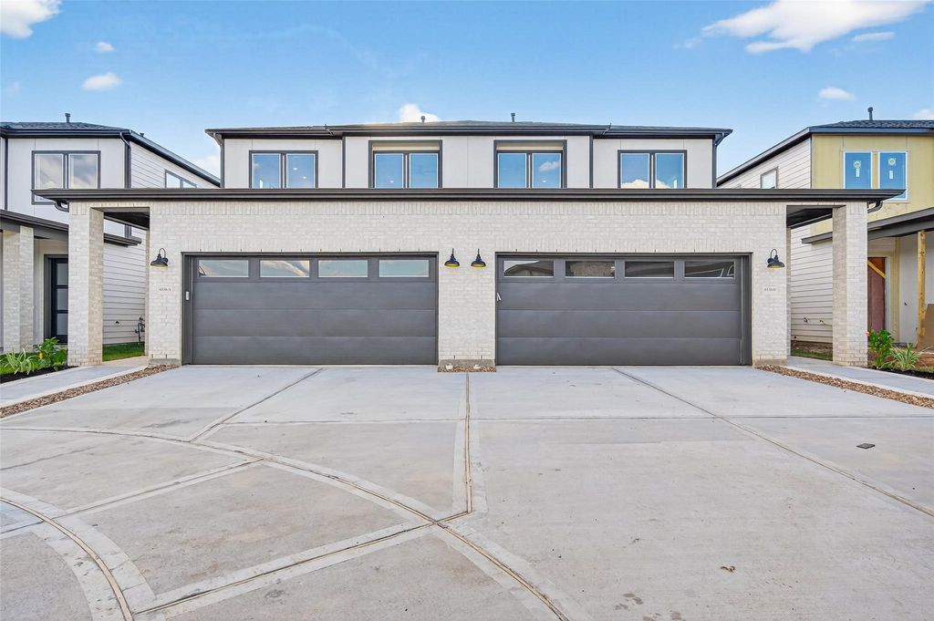 4330 Avron Drive A, Stafford, TX 77477