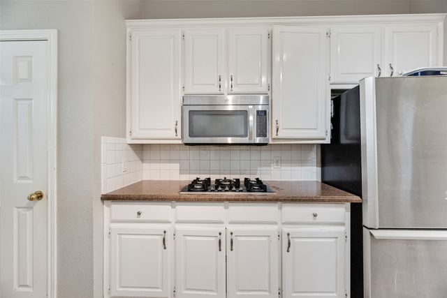9018 Clearlake Drive, Rowlett, TX 75088