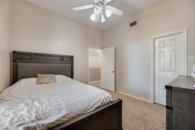 9018 Clearlake Drive, Rowlett, TX 75088