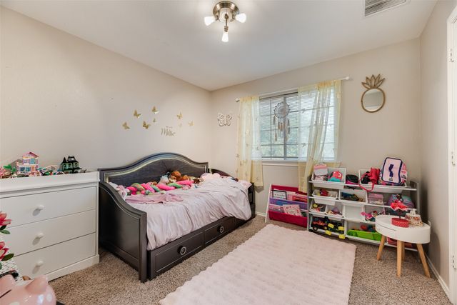 9018 Clearlake Drive, Rowlett, TX 75088