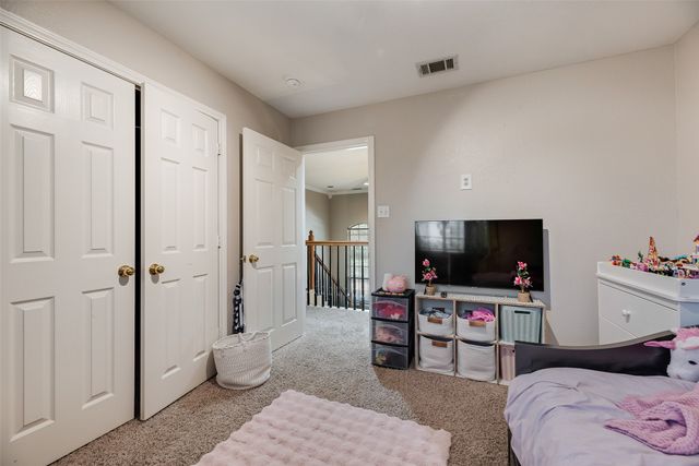 9018 Clearlake Drive, Rowlett, TX 75088