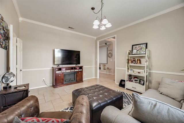 9018 Clearlake Drive, Rowlett, TX 75088