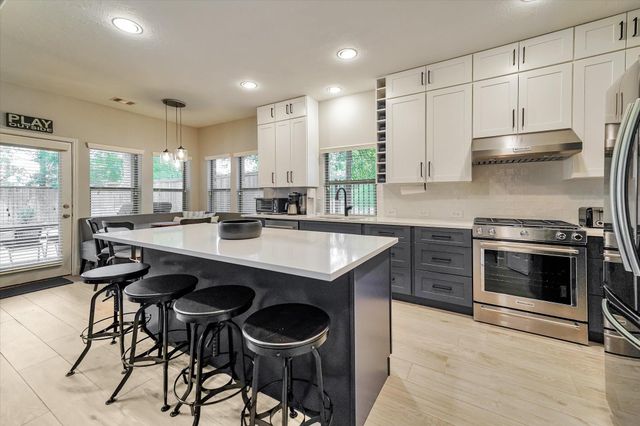 198 Tortoise Creek Place, Spring, TX 77389