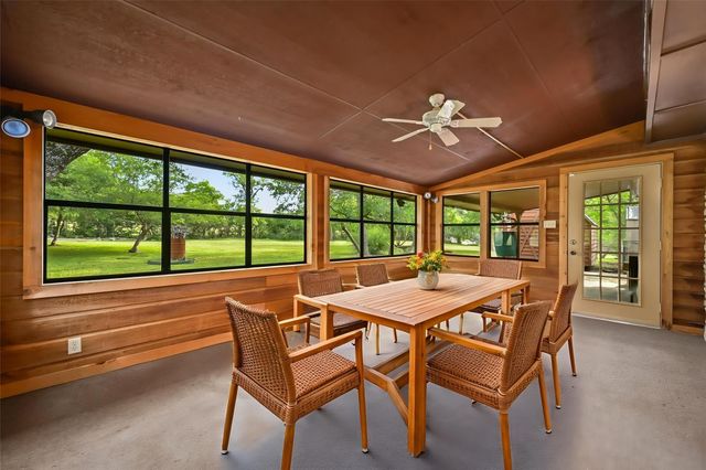 300 W Sequoia SPUR, Georgetown, TX 78628