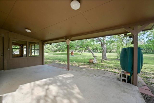 300 W Sequoia SPUR, Georgetown, TX 78628