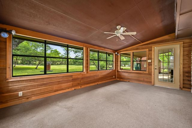 300 W Sequoia SPUR, Georgetown, TX 78628