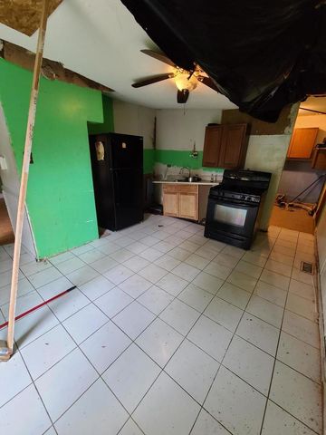 1453 Park Lane, Ford Heights, IL 60411