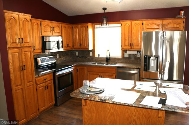 619 N Hackberry Drive N, Saint Joseph, MN 56374