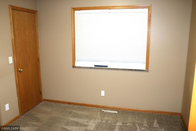 619 N Hackberry Drive N, Saint Joseph, MN 56374