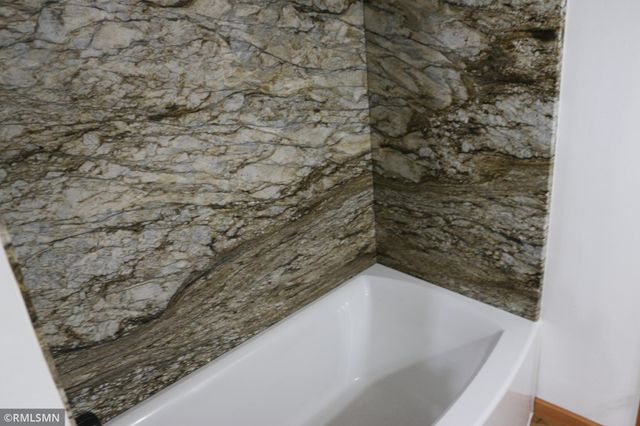 619 N Hackberry Drive N, Saint Joseph, MN 56374