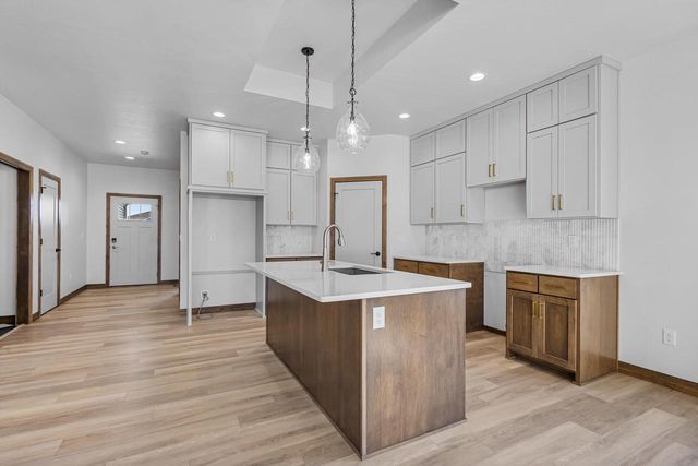 2518 TIPPERARY TRAIL, De Pere, WI 54115