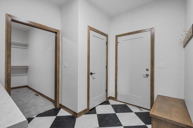 2518 TIPPERARY TRAIL, De Pere, WI 54115