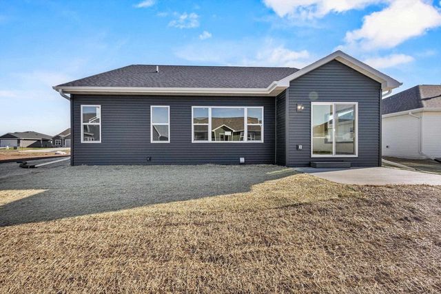 2518 TIPPERARY TRAIL, De Pere, WI 54115
