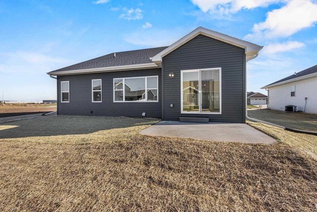 2518 TIPPERARY TRAIL, De Pere, WI 54115