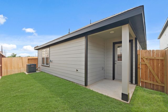 2202 Thorpe Grove Court, Houston, TX 77090