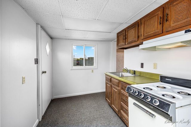 2147 Plainfield Avenue, Grand Rapids, MI 49505