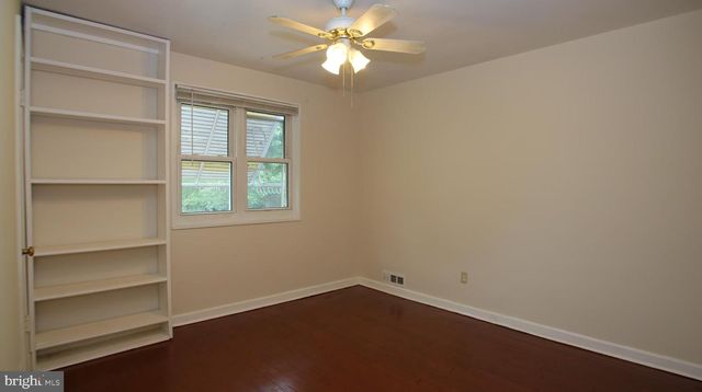 5407 SARGENT RD, Hyattsville, MD 20782