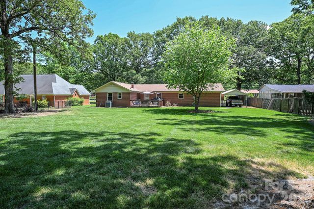 2017 Wilson Avenue, Monroe, NC 28110
