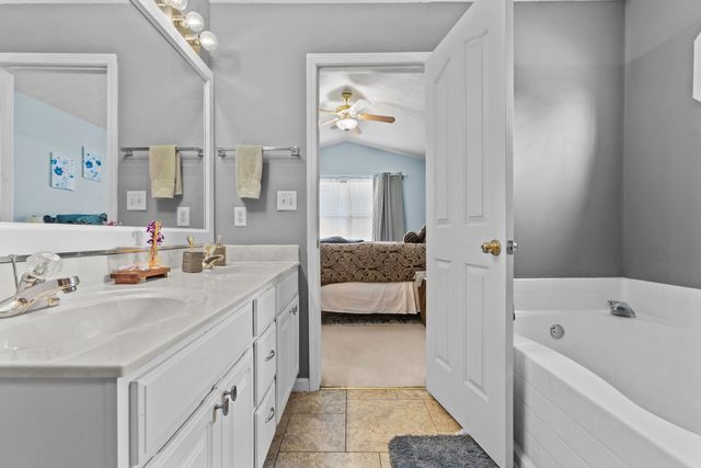 100 River Run Court, Georgetown, KY 40324