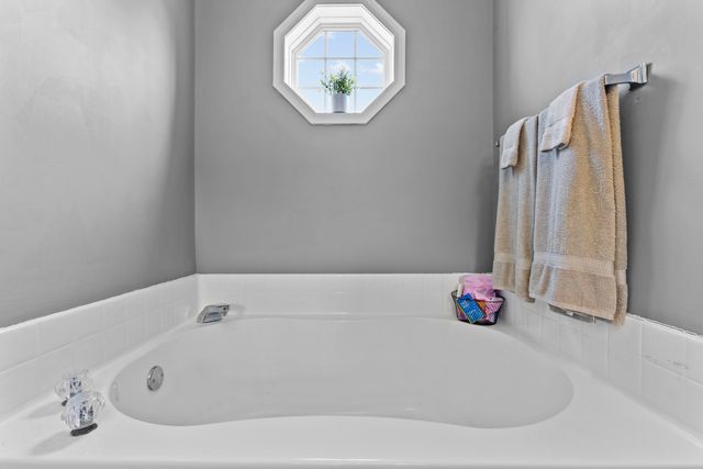 100 River Run Court, Georgetown, KY 40324