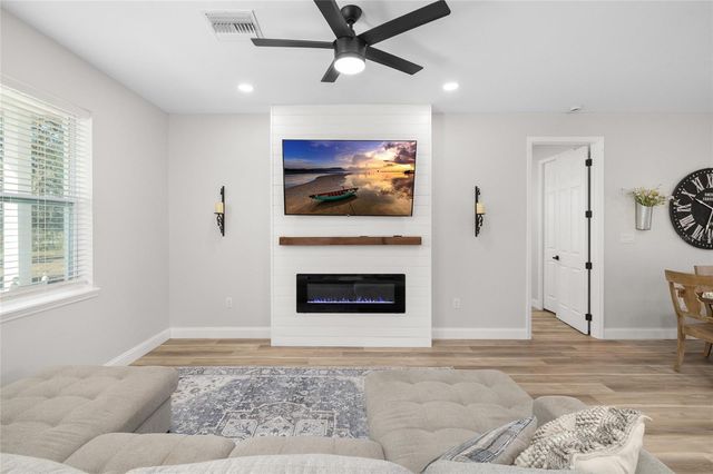 33634 WASHINGTON LOOP ROAD, Punta Gorda, FL 33982