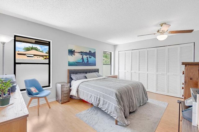 378 SW 28th Avenue, Delray Beach, FL 33445