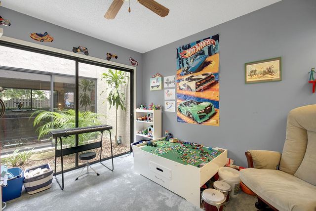 378 SW 28th Avenue, Delray Beach, FL 33445