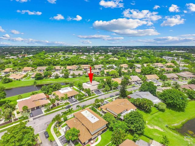 378 SW 28th Avenue, Delray Beach, FL 33445