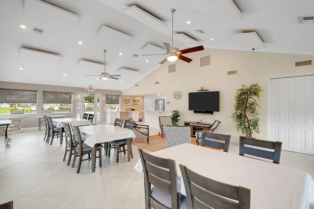 378 SW 28th Avenue, Delray Beach, FL 33445