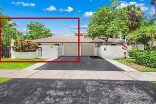 378 SW 28th Avenue, Delray Beach, FL 33445