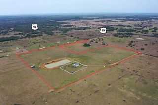 1048 11th Street, Rock Island, TX 77442