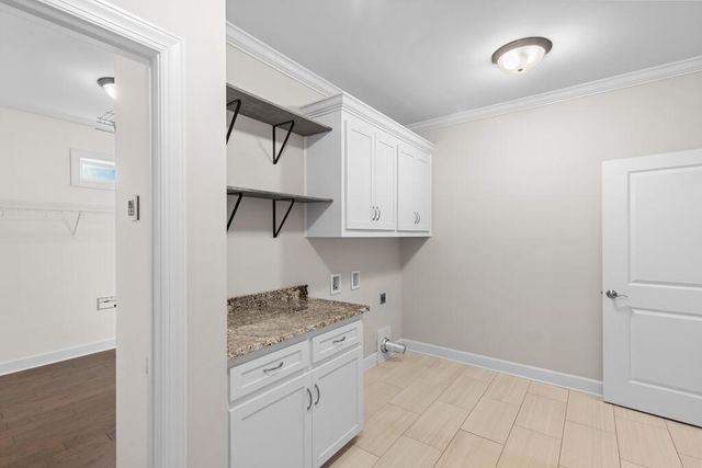 236 Daphne Dr, Dothan, AL 36305