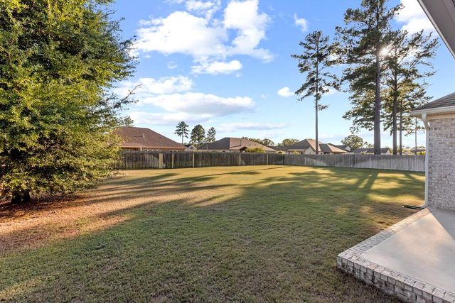 236 Daphne Dr, Dothan, AL 36305