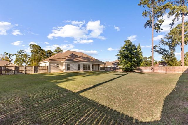 236 Daphne Dr, Dothan, AL 36305