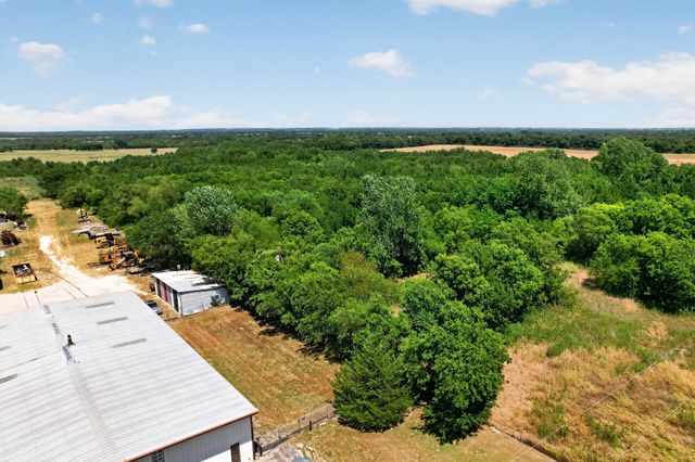 16831 State Highway 56, Southmayd, TX 75092