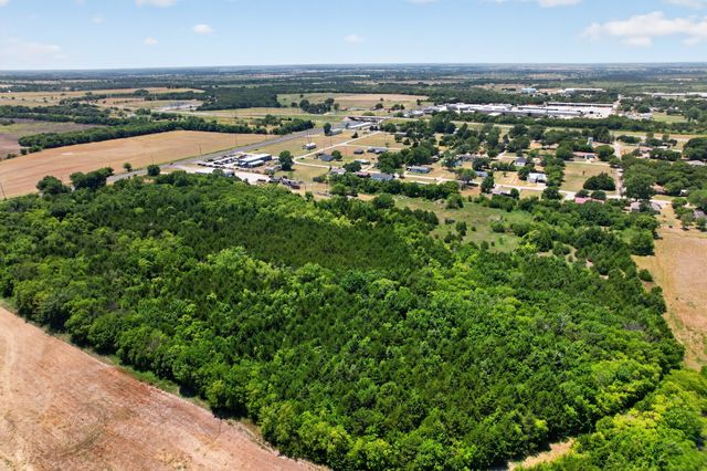 16831 State Highway 56, Southmayd, TX 75092