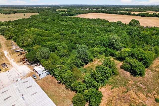 16831 State Highway 56, Southmayd, TX 75092