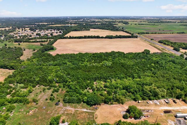 16831 State Highway 56, Southmayd, TX 75092