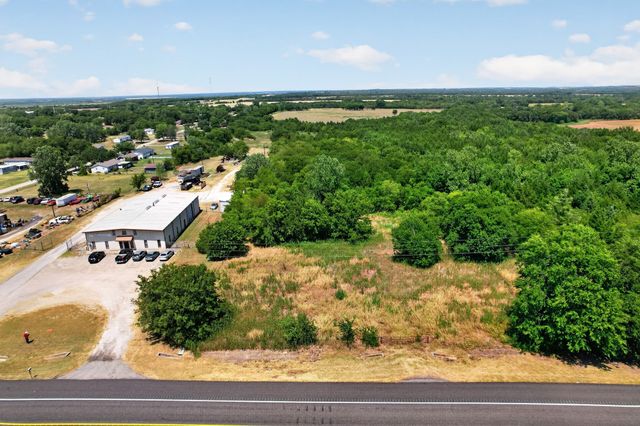 16831 State Highway 56, Southmayd, TX 75092