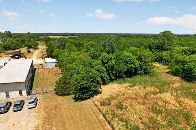 16831 State Highway 56, Southmayd, TX 75092