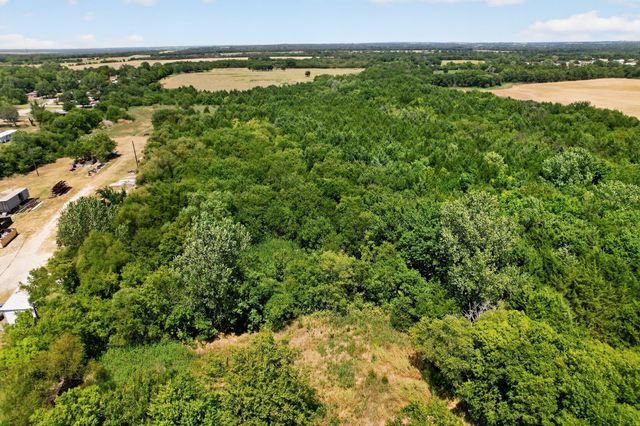 16831 State Highway 56, Southmayd, TX 75092