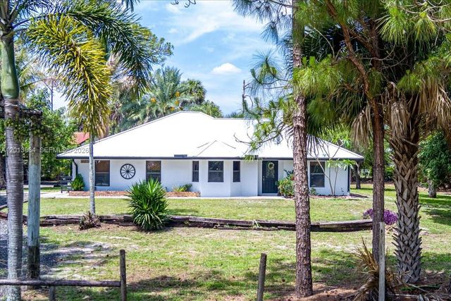 17857 82nd Rd N, Loxahatchee, FL 33470
