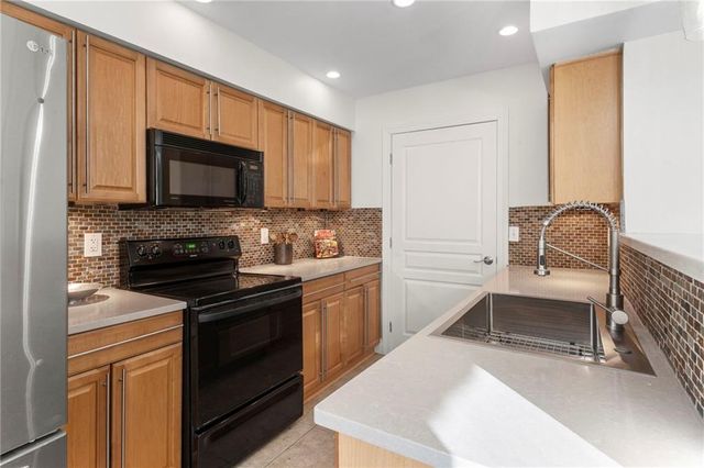 5104 W 62nd Street, Mission, KS 66205