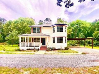 138 WOODCREEK Loop, Pineville, LA 71360