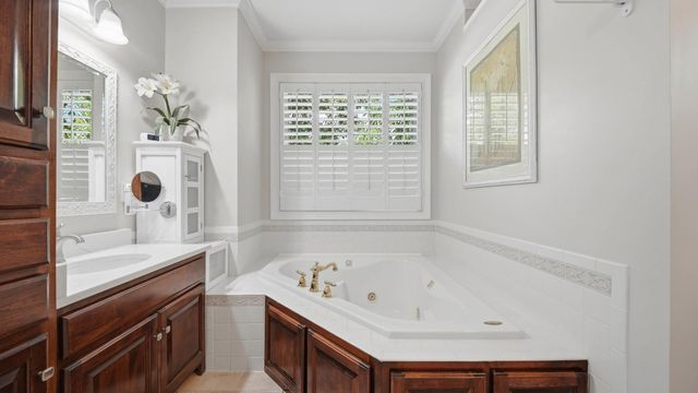 227 English Oaks Drive NE, Cleveland, TN 37323