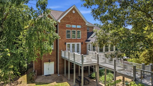 227 English Oaks Drive NE, Cleveland, TN 37323