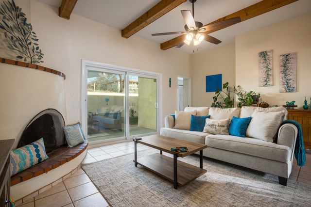 14 Casa Hermosa Drive NE, Albuquerque, NM 87112