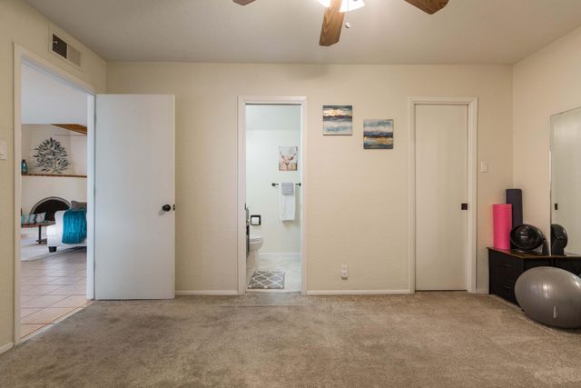 14 Casa Hermosa Drive NE, Albuquerque, NM 87112