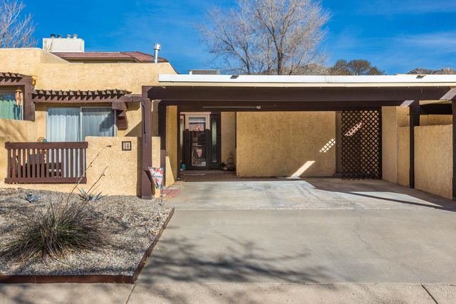 14 Casa Hermosa Drive NE, Albuquerque, NM 87112